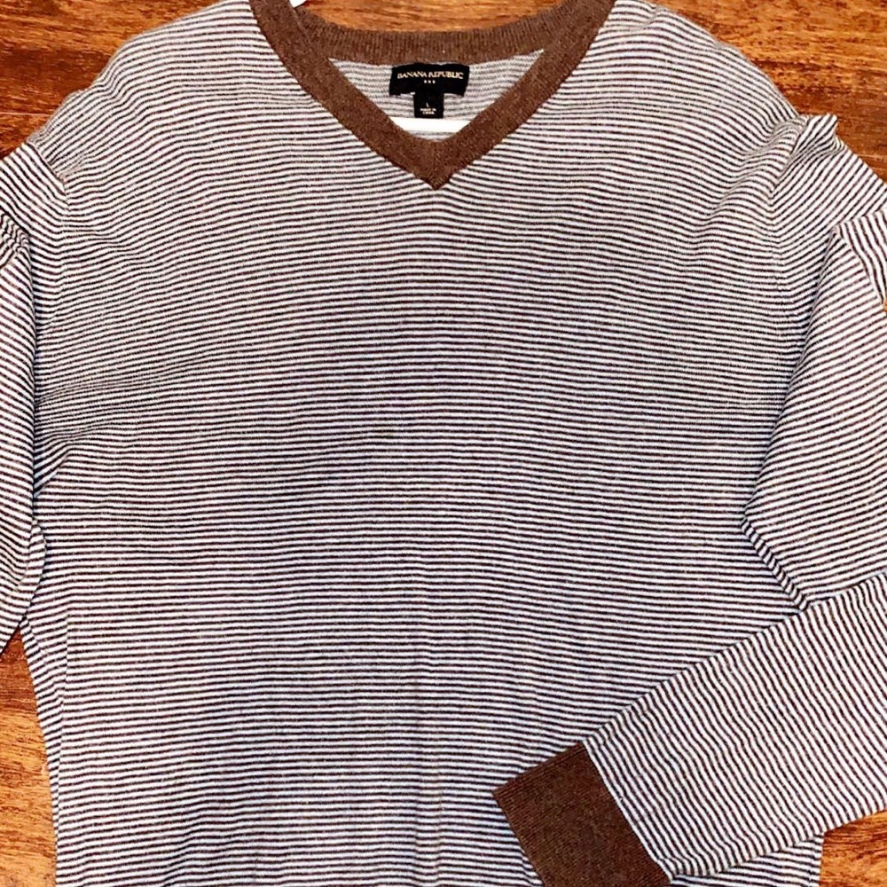 Mens light Sweater